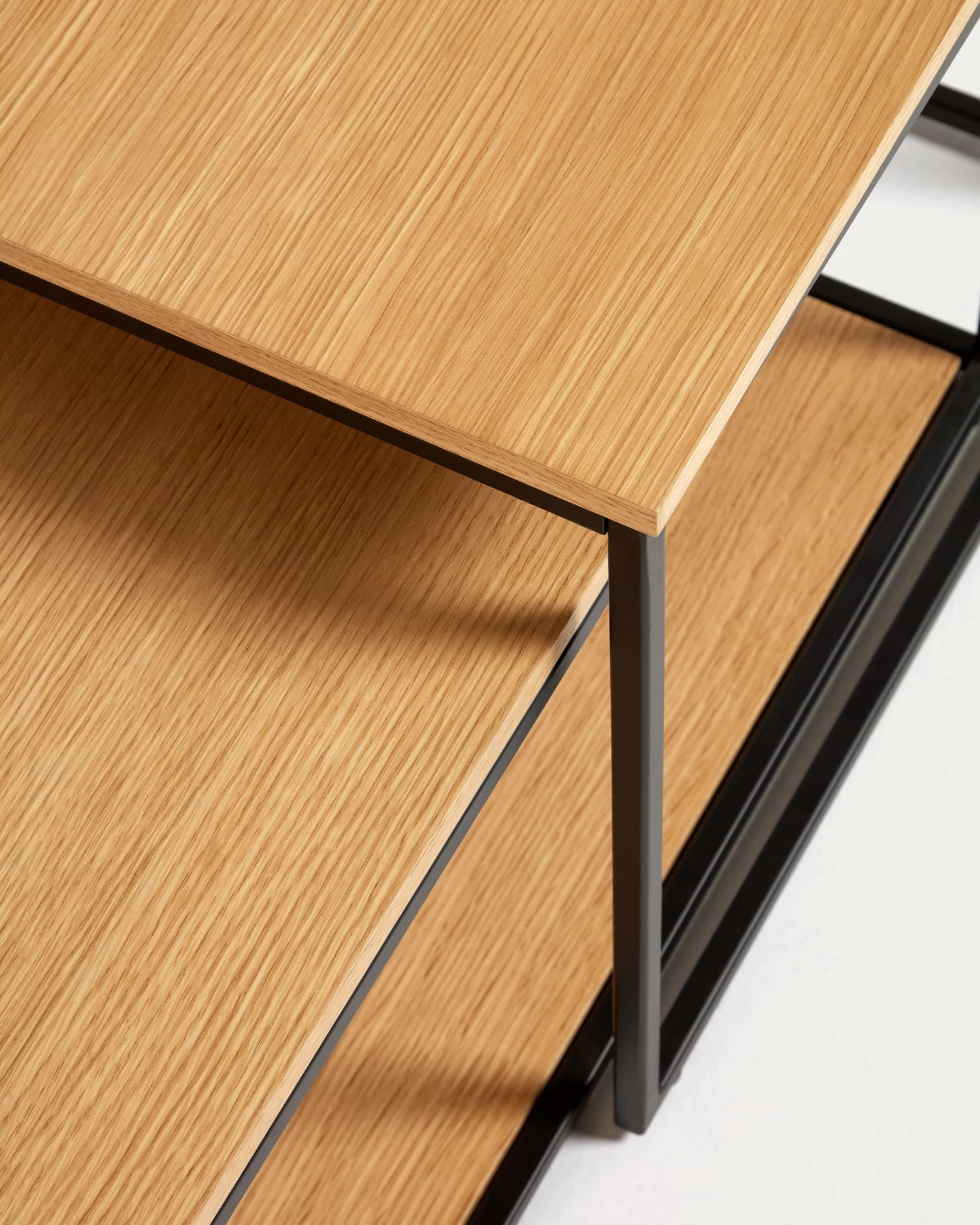 Yoana Set Of 2 Nesting Coffee Tables With Oak Wood Veneer & Black Painted Metal Structure | Kave Home 5 Yoana Set Of 2 Nesting Coffee Tables With Oak Wood Veneer & Black Painted Metal Structure | Kave Home - Image 3